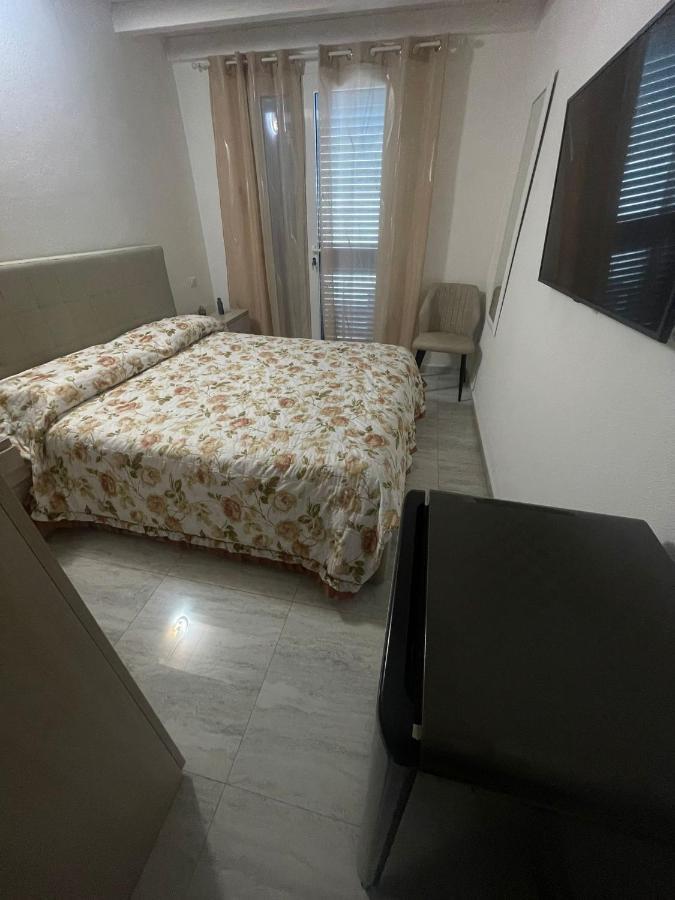 Bed and Breakfast La Perla Del Mare 2 à La Caletta Extérieur photo